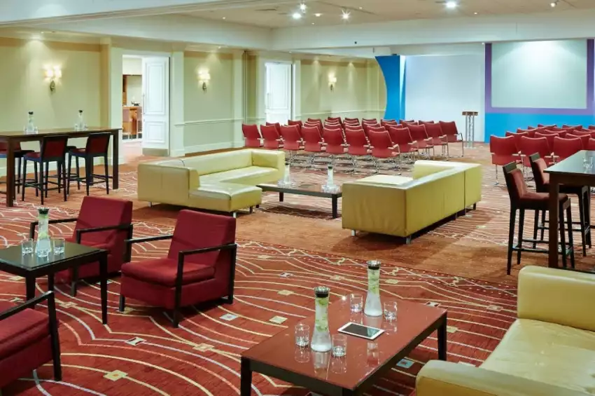 Conference venues in London: Heathrow Windsor Marriott Hotel Conference venues in London: Heathrow Windsor Marriott Hotel