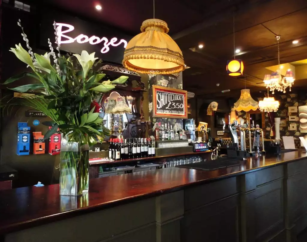 Grand Union, Camberwell