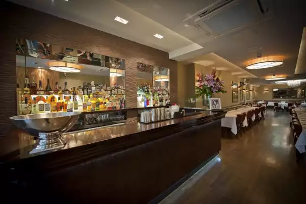 The Elysée Restaurant, Roof Garden & Bar