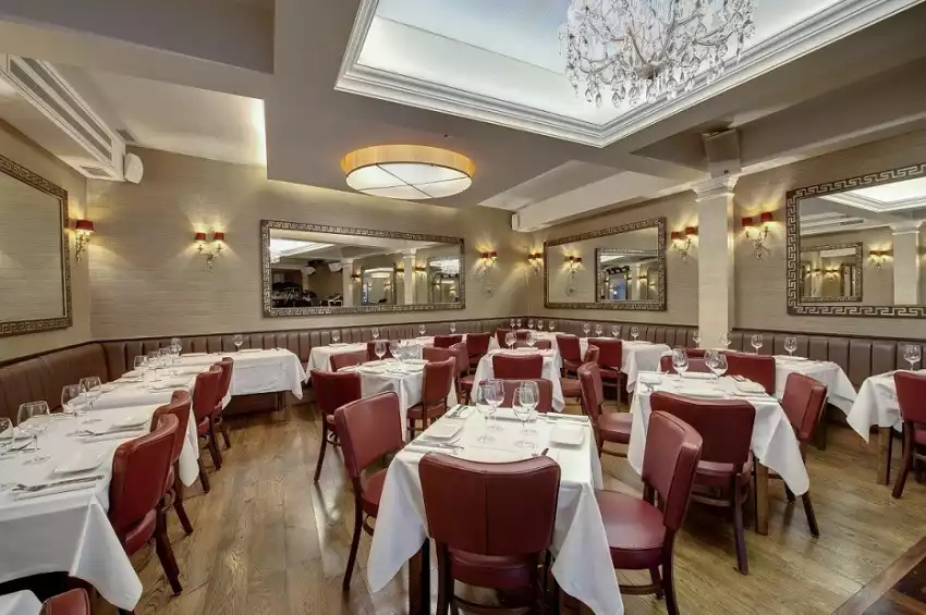 Party venues in London: The Elysée Restaurant, Roof Garden & Bar Party venues in London: The Elysée Restaurant, Roof Garden & Bar