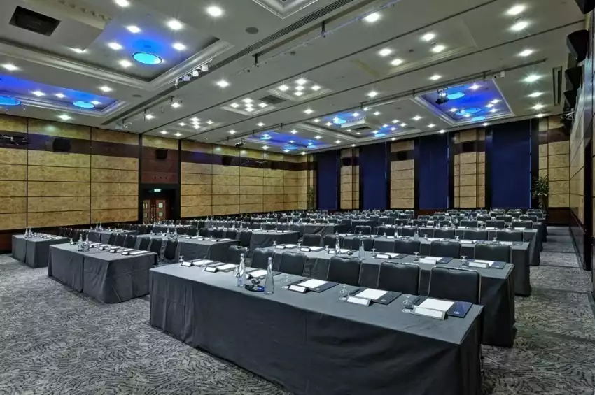 Conference venues in London: Leonardo Royal Hotel London City