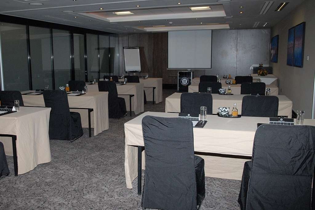 Conference venues in London: Leonardo Royal St Paul's