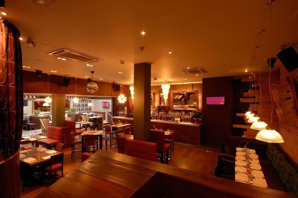 Party venues in London: Slug and Lettuce Aldgate