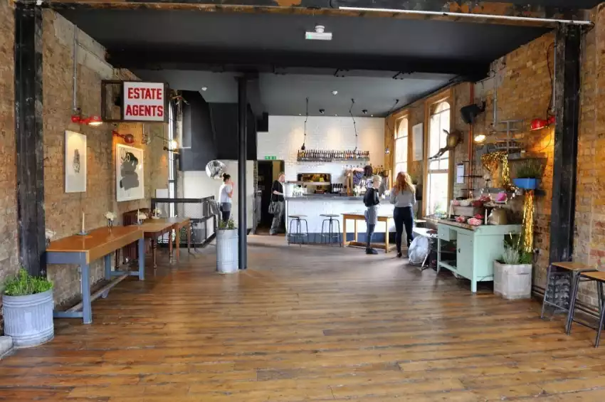 Party venues in London: Elgin