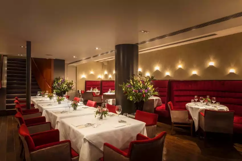 Party venues in London: Moti Mahal