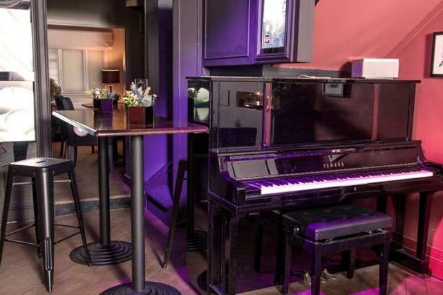 Party venues in London: The Piano Bar