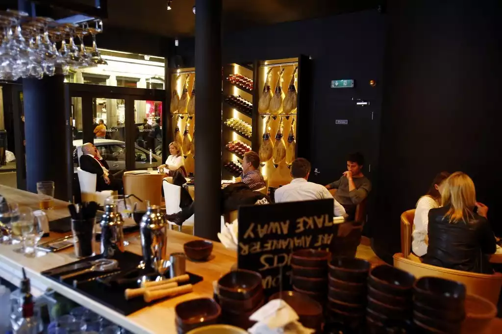 Ground floor restaurant/bar area