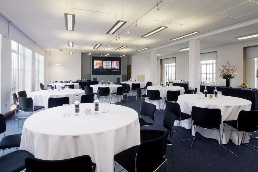 Wren Room - Cabaret Style