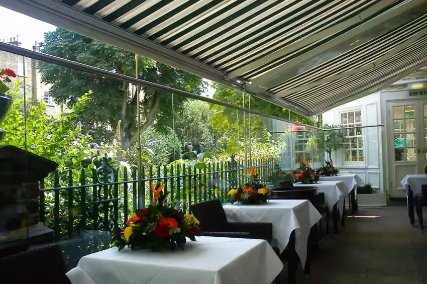 Conference venues in London: The Montague on the Gardens