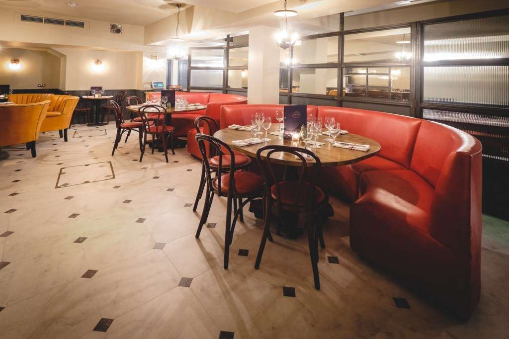 Party venues in London: Davy's of Holborn