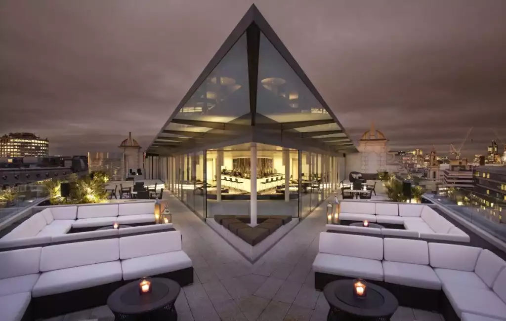 Radio Roof Top Bar