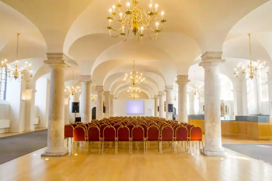 Queen Mary Undercroft