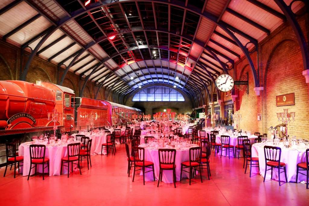 Warner Bros. Studio Tour London - The Making of Harry Potter