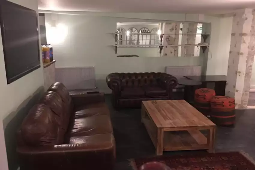 Party venues in London: SUN TRAP BAR Party venues in London: SUN TRAP BAR