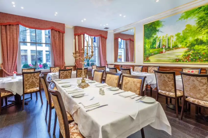 Conference venues in London: London Elizabeth Hotel