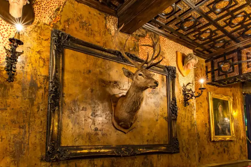 Party venues in London: The Old Queens Head Party venues in London: The Old Queens Head