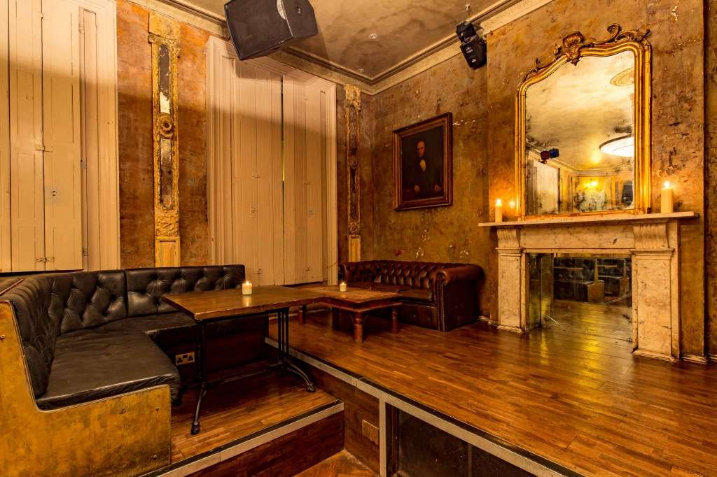The Old Queens Head