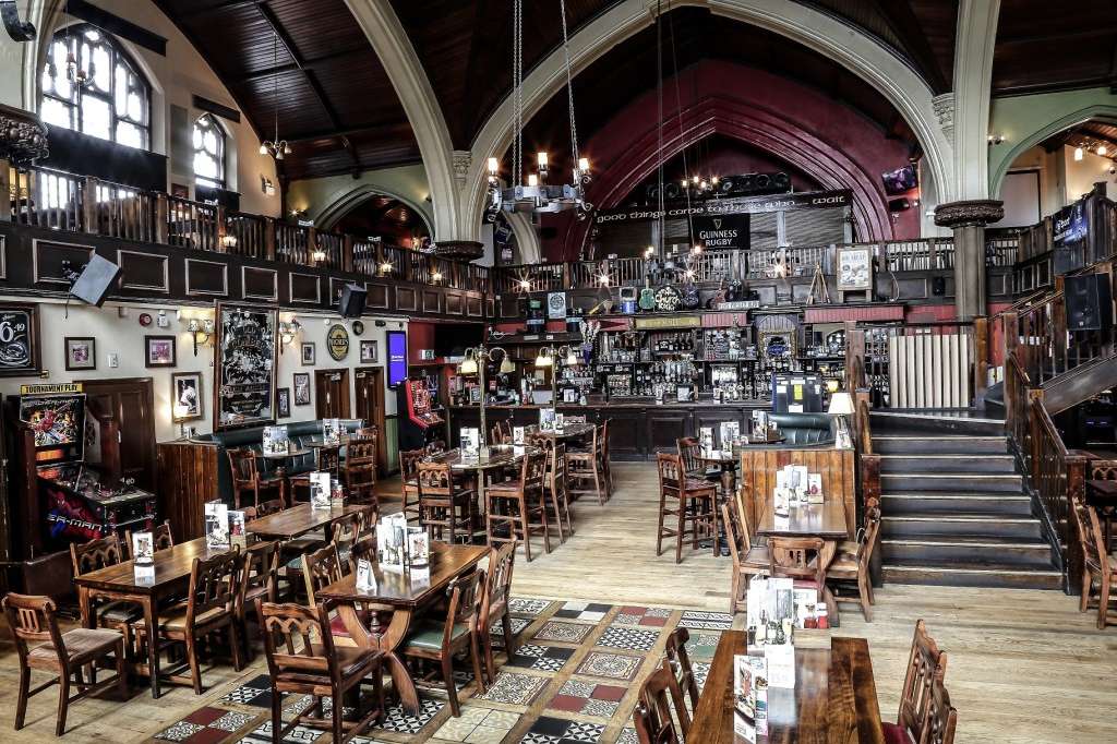 Party venues in London: O'Neill's Muswell Hill