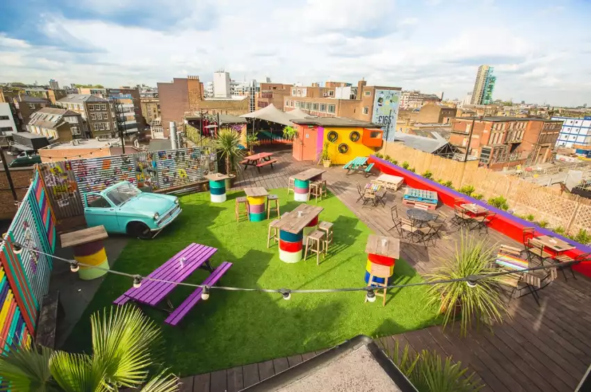 Party venues in London: Queen of Hoxton