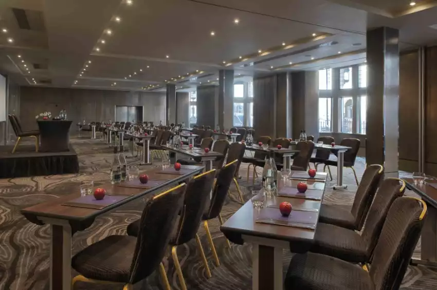 The Radisson Blu Edwardian, Bloomsbury Street