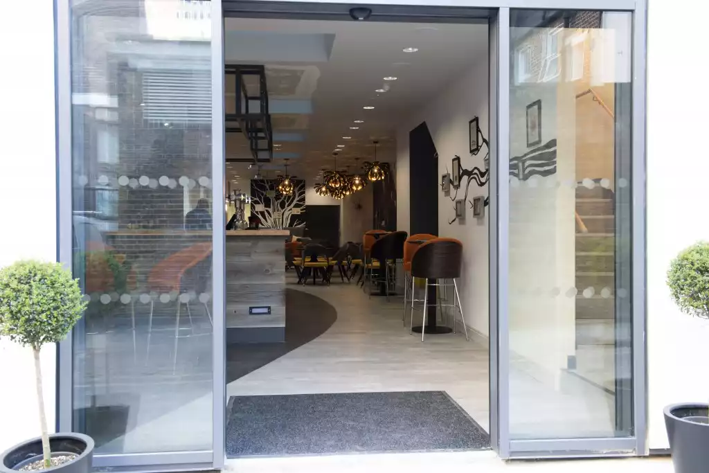 TheSavannah Bar & Restaurant 