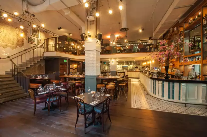 Party venues in London: Austin Friars - Balls Brothers Party venues in London: Austin Friars - Balls Brothers