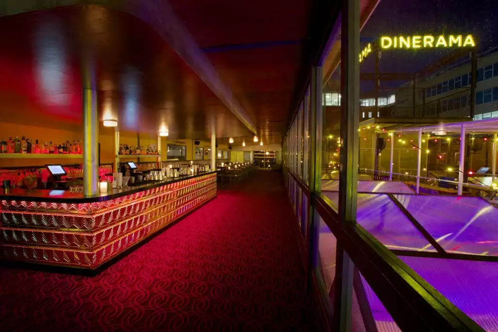 Zephyr Bar