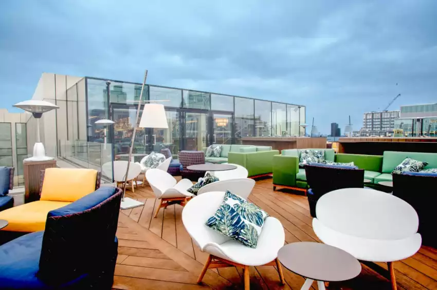 Christmas Party Venue in London : Aviary Christmas Party Venue in London : Aviary