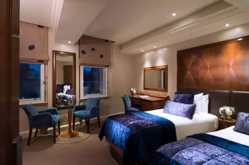Radisson Blu Edwardian, Kenilworth Radisson Blu Edwardian, Kenilworth