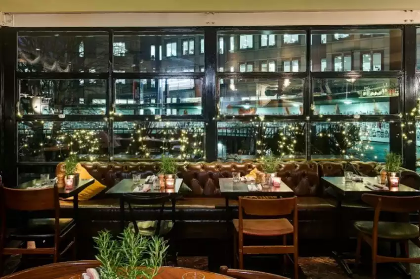 London Wall Bar & Kitchen