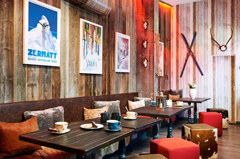 Christmas Party Venue in London : Chel-Ski