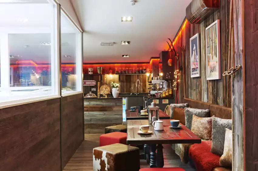 Christmas Party Venue in London : Chel-Ski