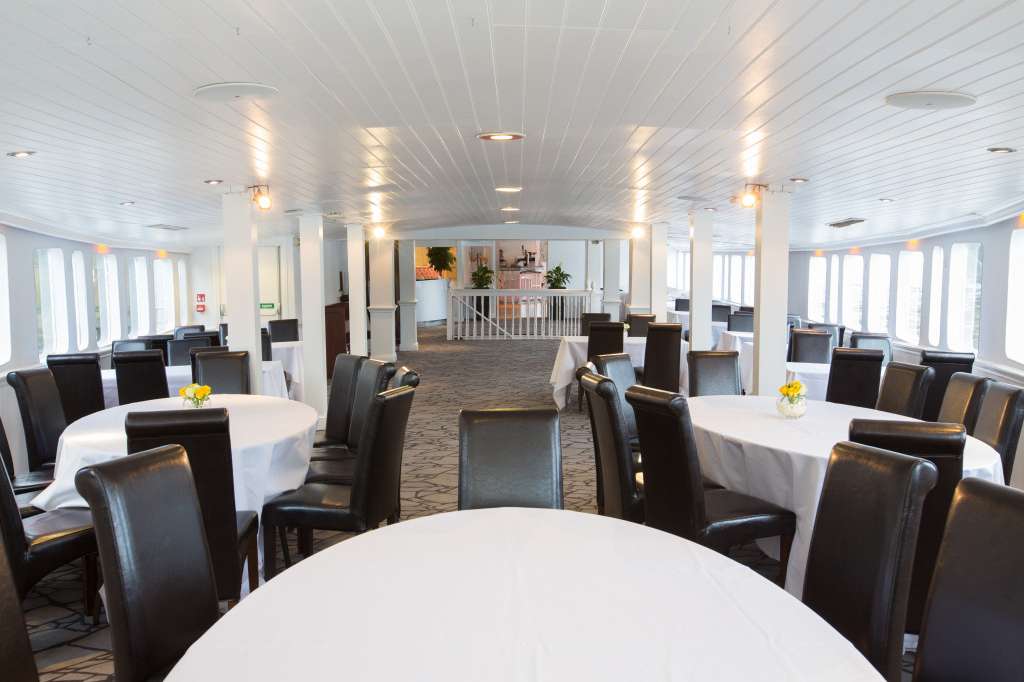 Party venues in London: R.S. Hispaniola