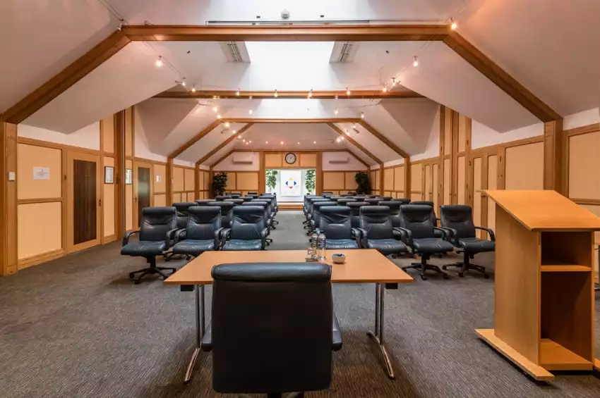 Conference venues in London: Warren House Conference venues in London: Warren House