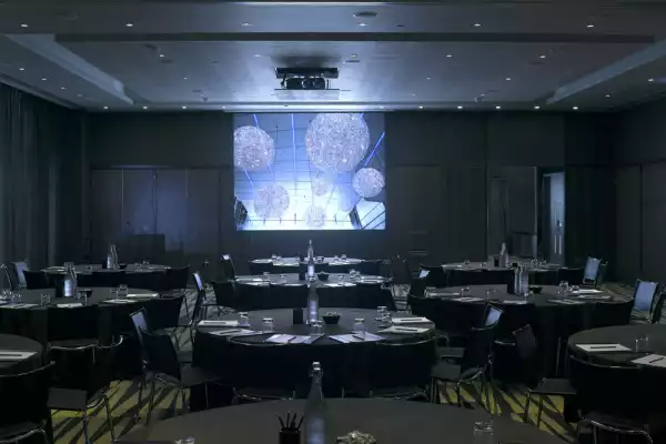 Radisson Blu Edwardian, New Providence Wharf