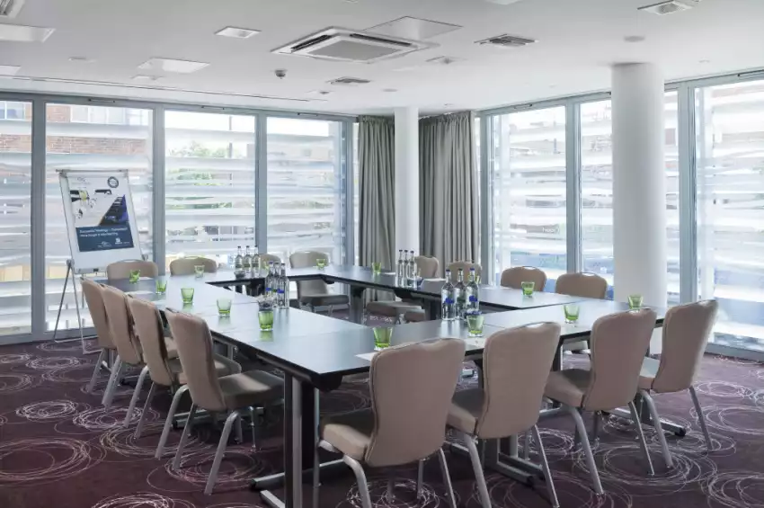 Conference venues in London: Holiday Inn London - Whitechapel Conference venues in London: Holiday Inn London - Whitechapel