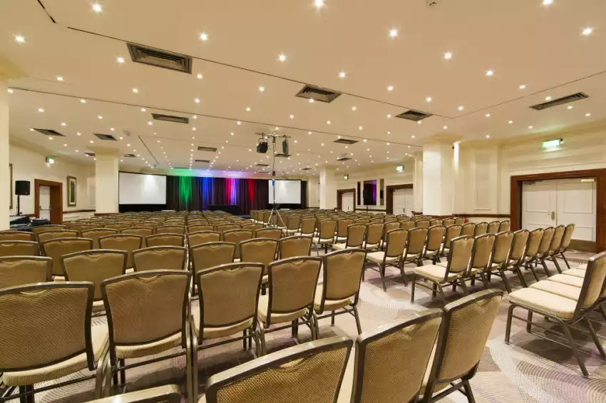 Thistle London Heathrow Terminal 5