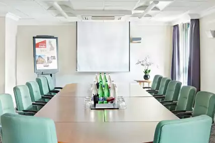 Thistle London Heathrow Terminal 5