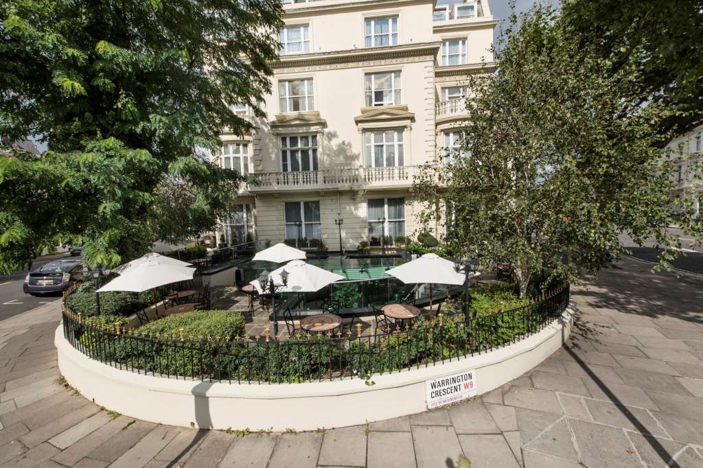 The Colonnade Hotel