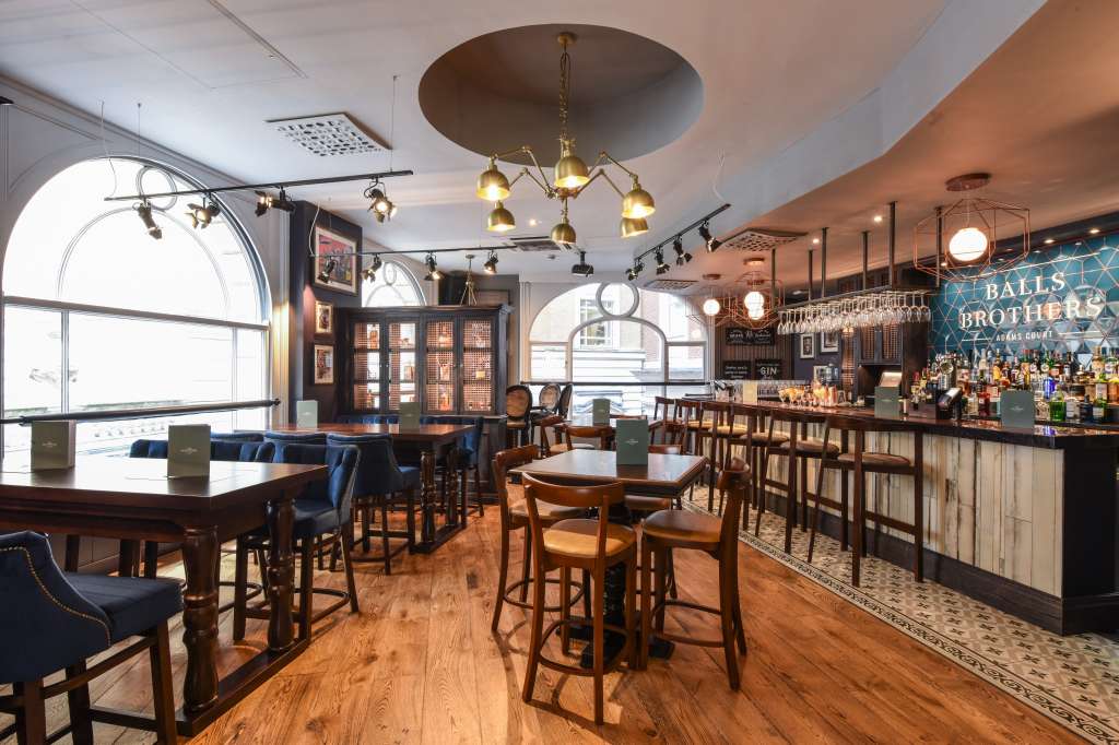 Jamies Adam's Court