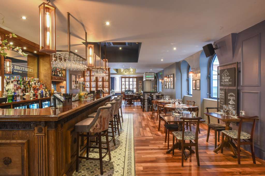 Jamies Adam's Court