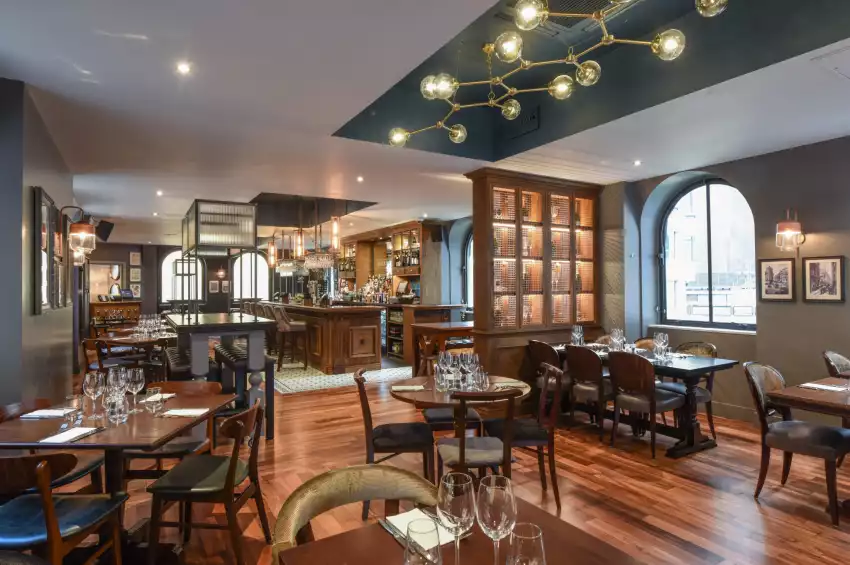 Jamies Adam's Court Jamies Adam's Court