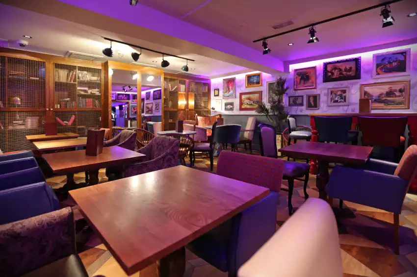 Party venues in London: The Longacre