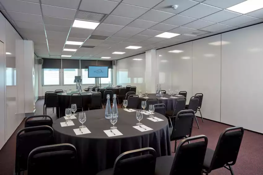 Christmas Party Venue in London : The Mermaid London