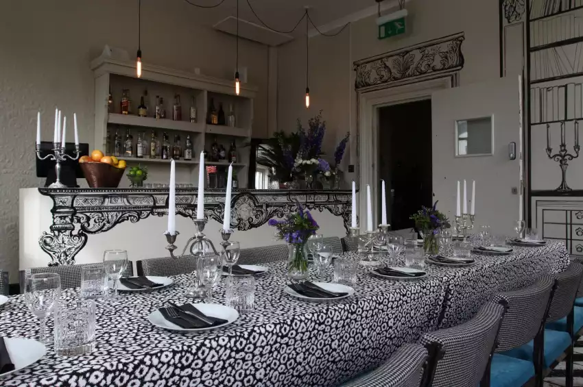 Party venues in London: The Dead Dolls House