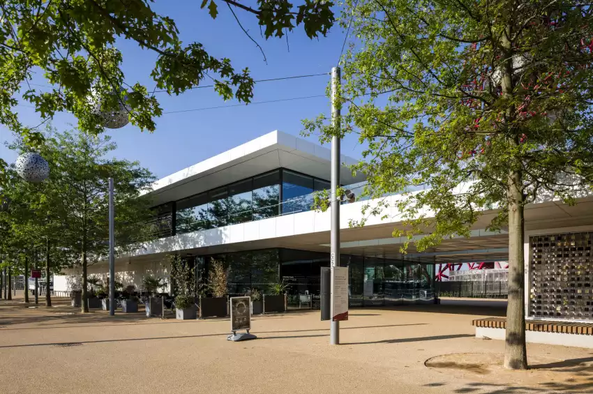 Party venues in London: The Last Drop