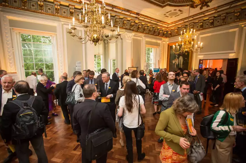 {10-11} Carlton House Terrace