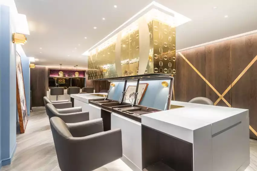 Party venues in London: SALON64