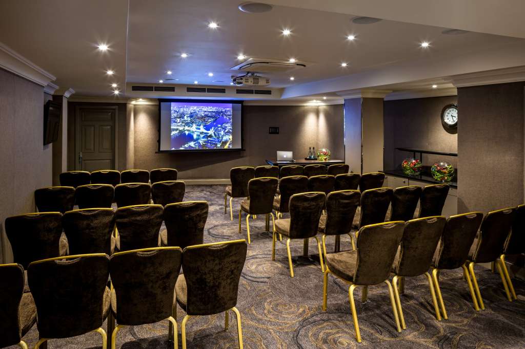 Radisson Blu Edwardian, Kenilworth