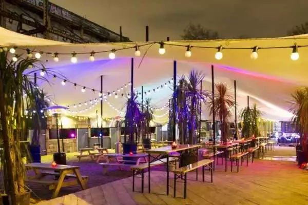 Summer pop-ups
